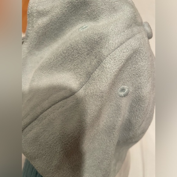 Cap - Picture 5 of 7